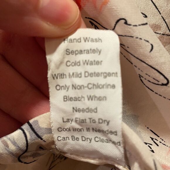 CAbi 399 Gypsy Silk Floral Dolman Sleeve Top - Picture 6 of 8